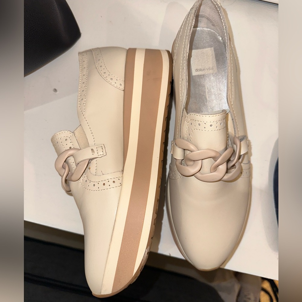 Dolce Vita Soft Waves/ Platform Sneakers